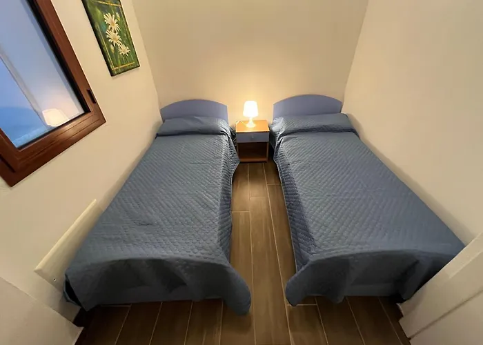 Sea House 102 * 체팔루